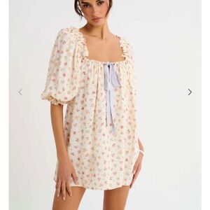 Rumored darling mini dress in country bloom, Size Large, women’s floral dress